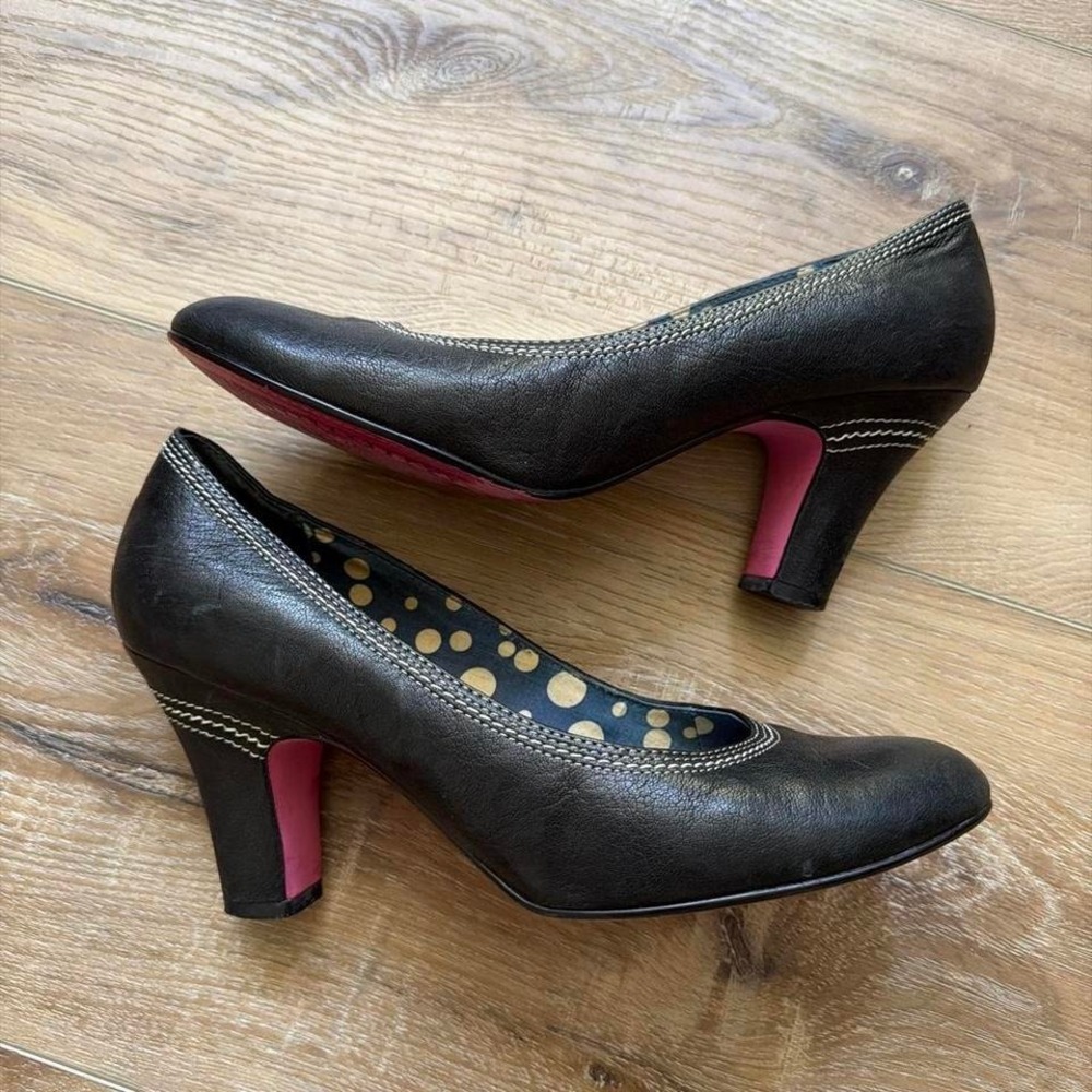 Kenzie Black Leather Pumps Hot Pink‎ Sole Contrast Stitching Sz 9 Whimsigoth Y2K